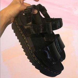 Dr.Martens VOSS Size 9US